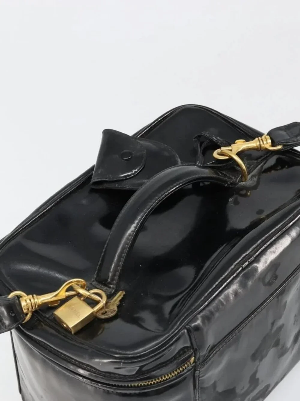 CHANEL Vanity Hand Bag Patent leather 2way Black Gold CC Auth MY059